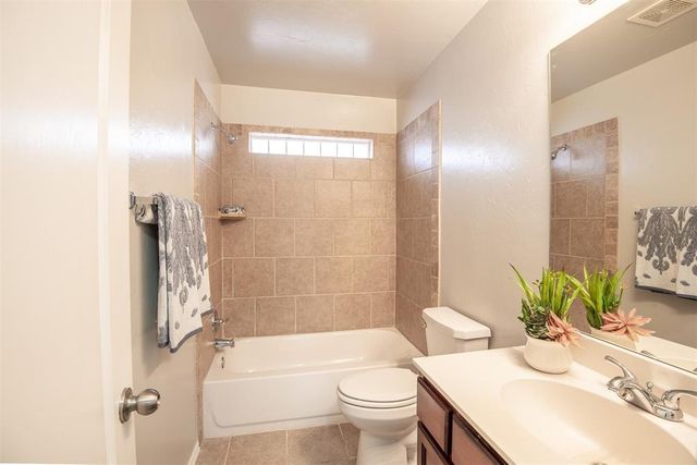 8109 Frye Lane, Oklahoma City, OK 73135