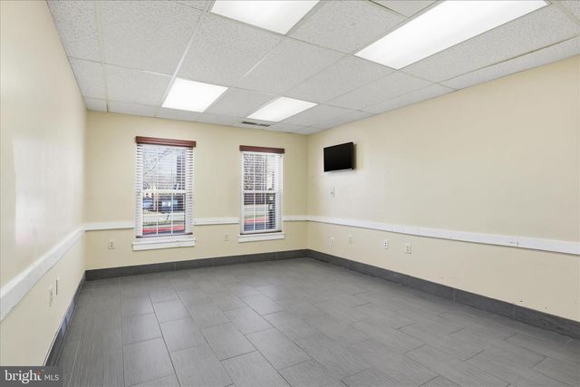 10343 DEMOCRACY LN, Fairfax, VA 22030