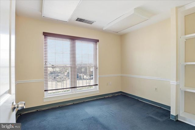 10343 DEMOCRACY LN, Fairfax, VA 22030