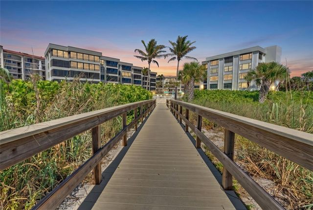 8764 MIDNIGHT PASS ROAD A202, Sarasota, FL 34242