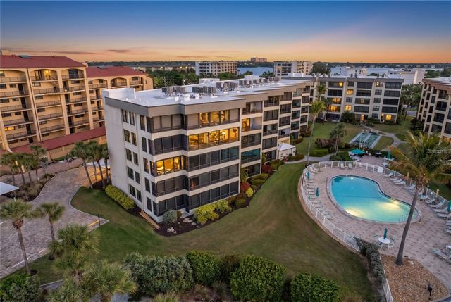 8764 MIDNIGHT PASS ROAD A202, Sarasota, FL 34242