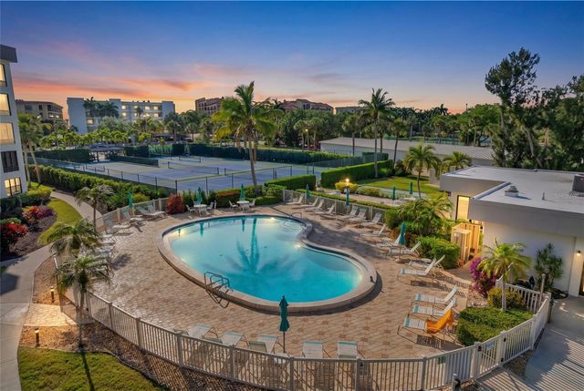 8764 MIDNIGHT PASS ROAD A202, Sarasota, FL 34242