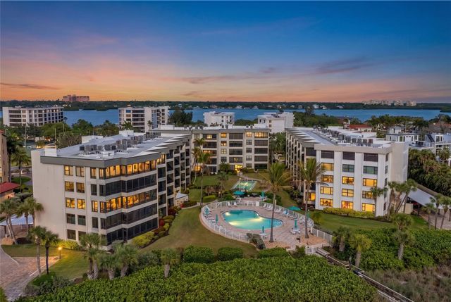 8764 MIDNIGHT PASS ROAD A202, Sarasota, FL 34242
