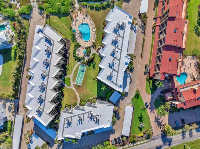 8764 MIDNIGHT PASS ROAD A202, Sarasota, FL 34242