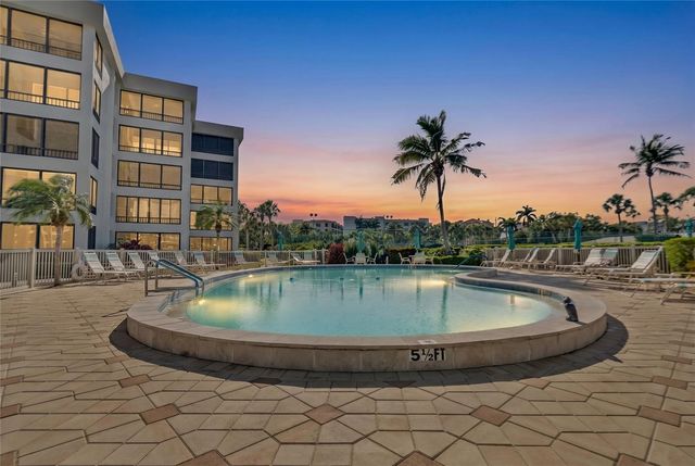 8764 MIDNIGHT PASS ROAD A202, Sarasota, FL 34242