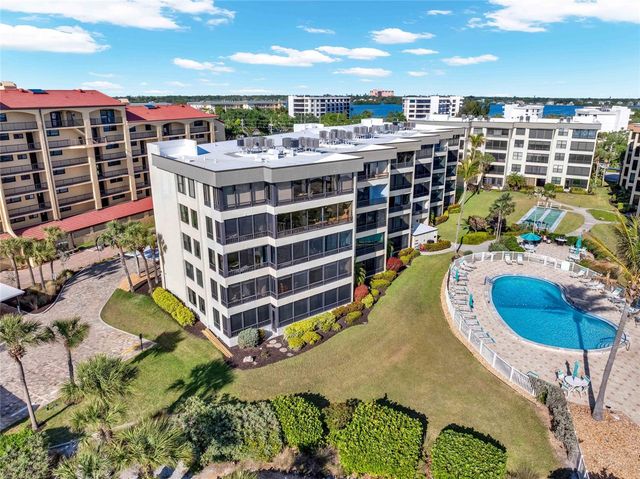 8764 MIDNIGHT PASS ROAD A202, Sarasota, FL 34242