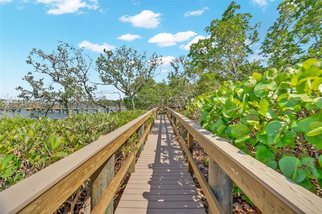 8764 MIDNIGHT PASS ROAD A202, Sarasota, FL 34242