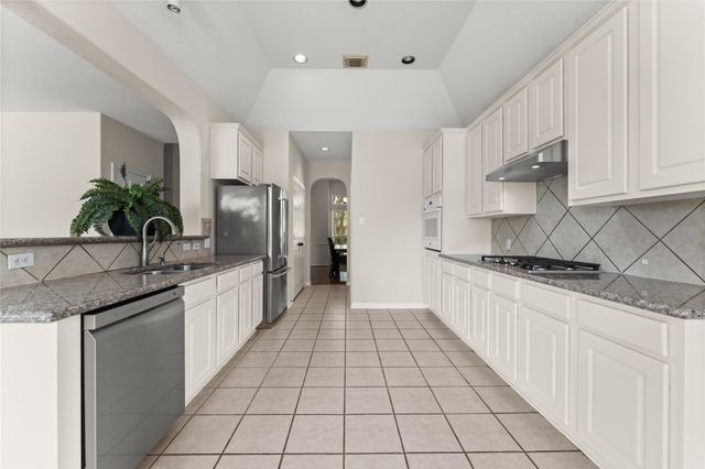 5002 Cedar Spring Drive, Missouri City, TX 77459