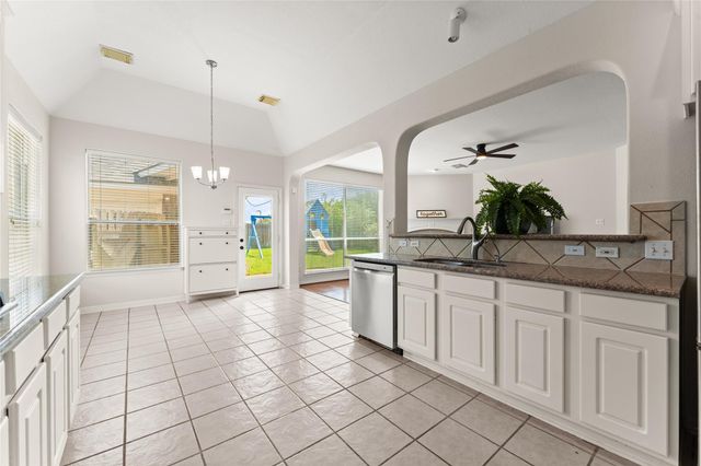 5002 Cedar Spring Drive, Missouri City, TX 77459