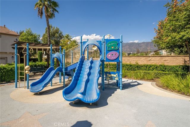 14975 S Highland Avenue 44, Fontana, CA 92336