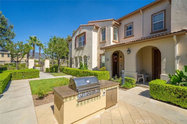 14975 S Highland Avenue 44, Fontana, CA 92336