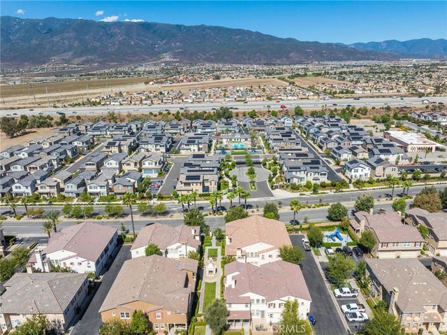 14975 S Highland Avenue 44, Fontana, CA 92336