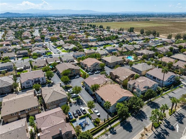 14975 S Highland Avenue 44, Fontana, CA 92336