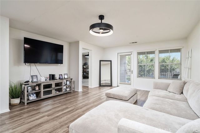 14975 S Highland Avenue 44, Fontana, CA 92336