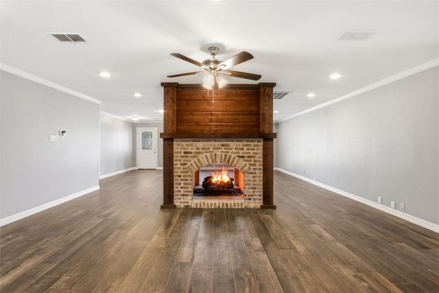 1205 Marine Drive, Galveston, TX 77550