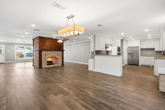 1205 Marine Drive, Galveston, TX 77550