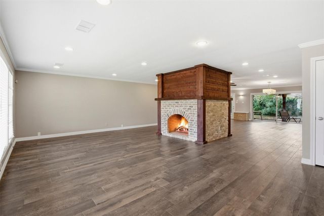 1205 Marine Drive, Galveston, TX 77550