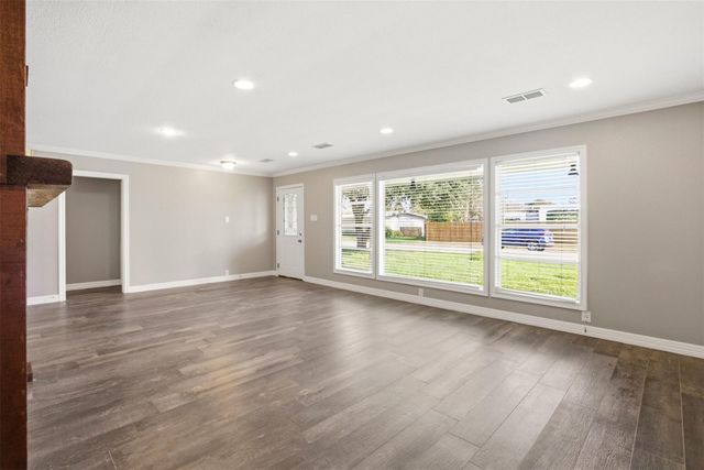 1205 Marine Drive, Galveston, TX 77550