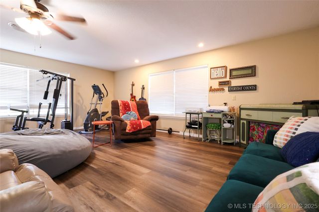 7171 Reactor, Sulphur, OK 73086