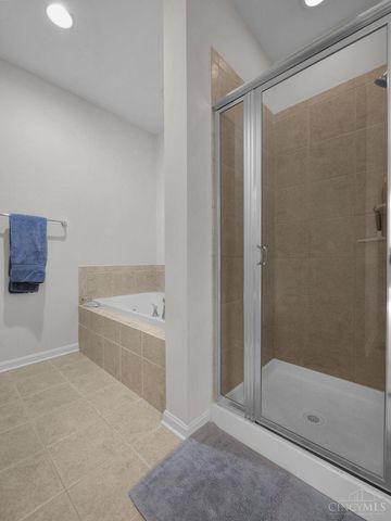 1704 Harmon Drive, Wyoming, OH 45215