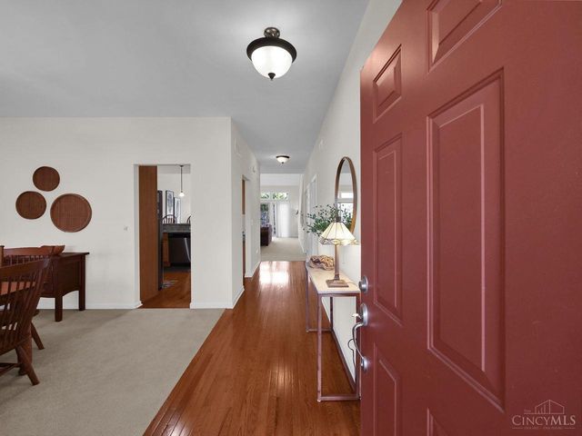 1704 Harmon Drive, Wyoming, OH 45215