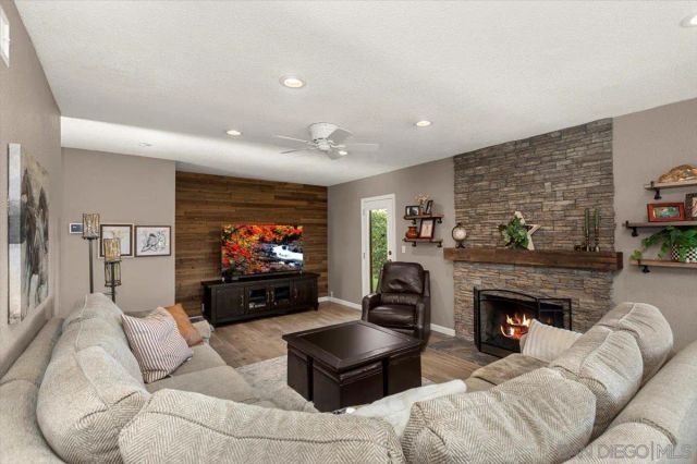 419 Marlynn, Escondido, CA 92025