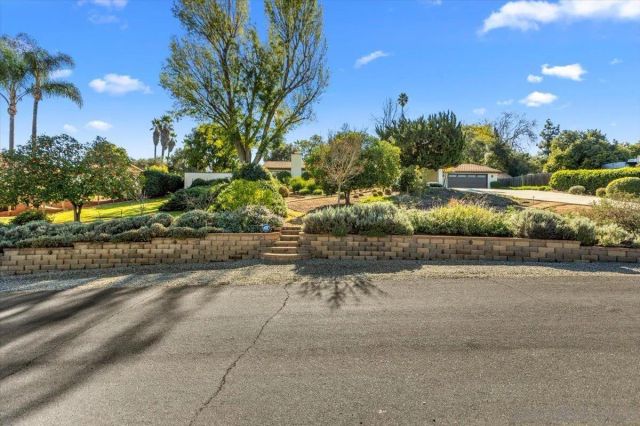 419 Marlynn, Escondido, CA 92025