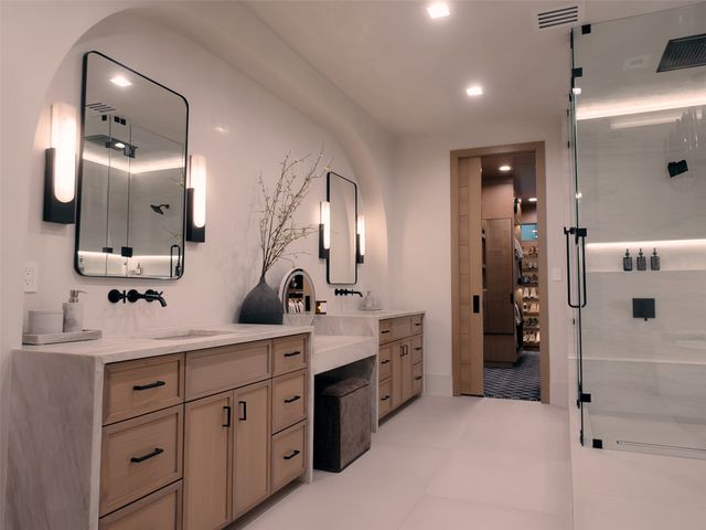 7552 Baxtershire Drive, Dallas, TX 75230
