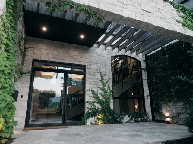 7552 Baxtershire Drive, Dallas, TX 75230
