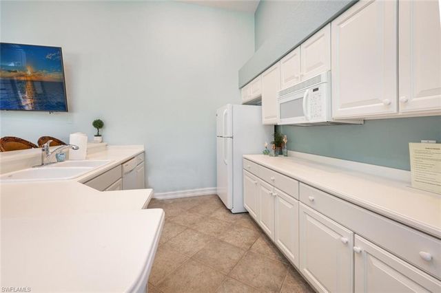 4965 Westchester CT # 4301, Naples, FL 34105