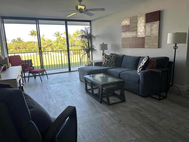 1300 S A1a 209, Jupiter, FL 33477
