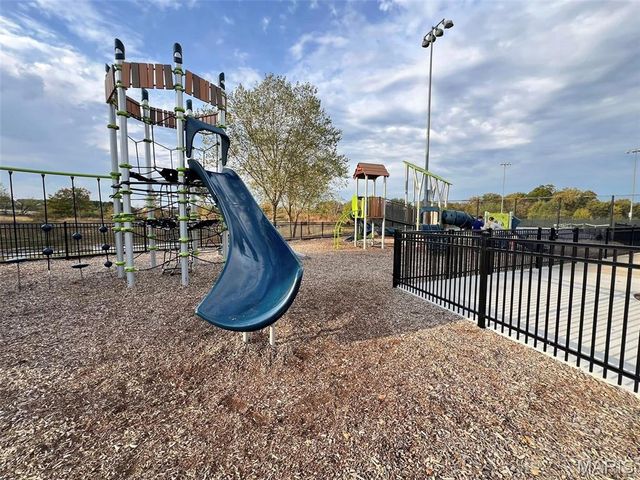 173 Hank's Close 173 STB, Washington, MO 63090