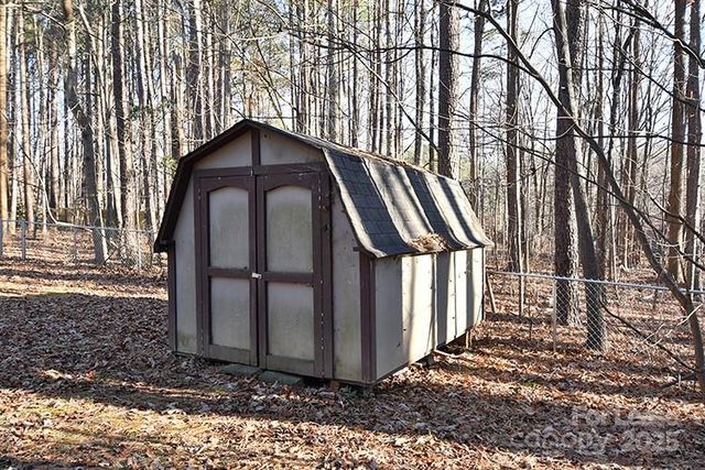 116 Milbros Lane, Mooresville, NC 28117