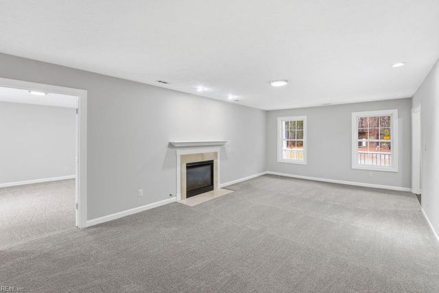 1704 Neptune DR, Hampton, VA 23669