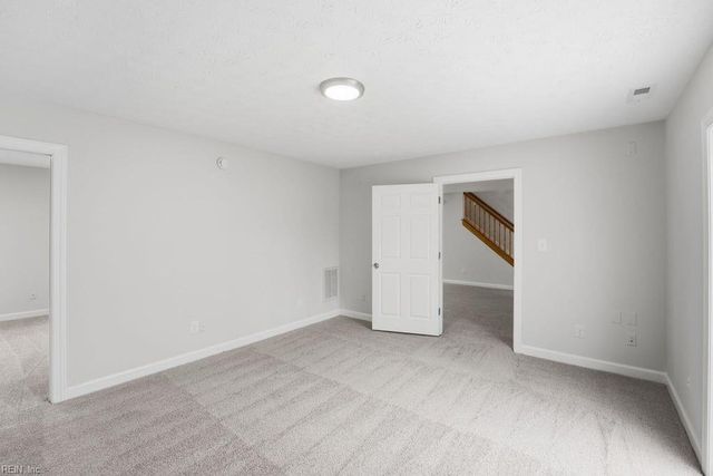 1704 Neptune DR, Hampton, VA 23669