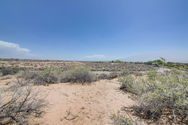 1597 Camino De La Tierra Road, Corrales, NM 87048