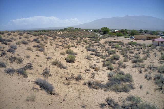 1597 Camino De La Tierra Road, Corrales, NM 87048