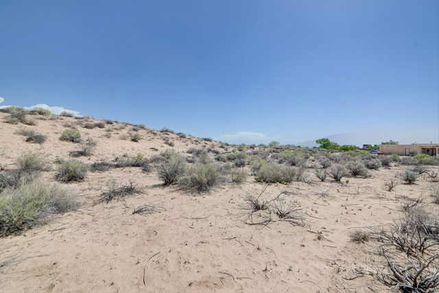 1597 Camino De La Tierra Road, Corrales, NM 87048