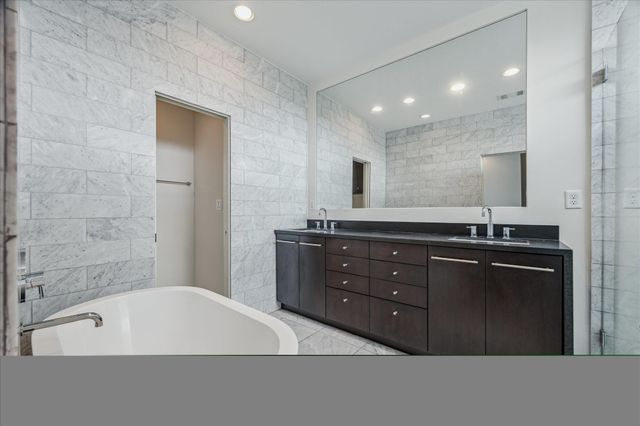 1728 Michigan Street C, Houston, TX 77006