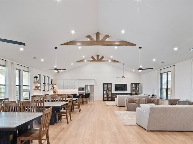 16213 Blackberry Farm Road, Oklahoma City, OK 73013