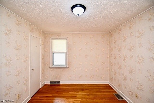 1156 Delverne Avenue SW, Canton, OH 44710