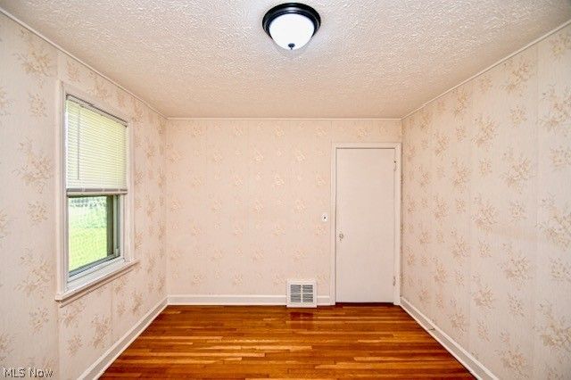 1156 Delverne Avenue SW, Canton, OH 44710