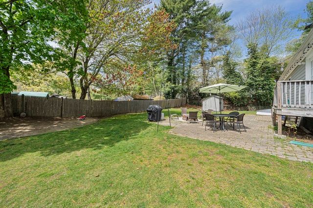 5 Pine Cir, Pembroke, MA 02359