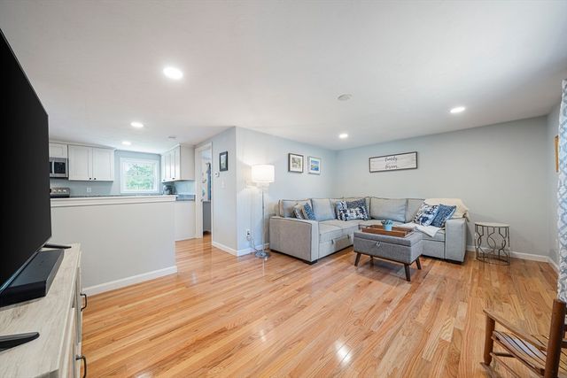 5 Pine Cir, Pembroke, MA 02359