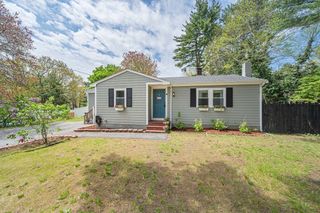 5 Pine Cir, Pembroke, MA 02359