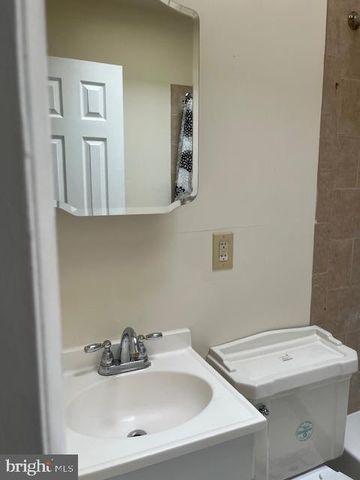 2424 S MILLICK ST, Philadelphia, PA 19142