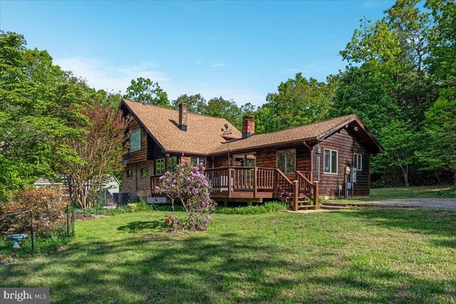 146 LIZZIE MILLS RD, Castleton, VA 22716