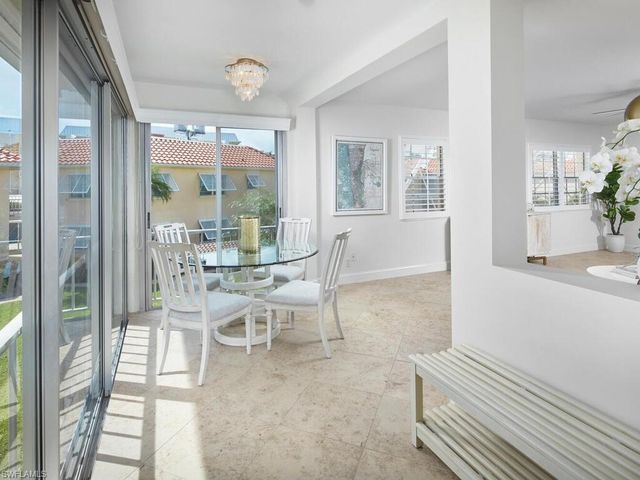 3070 Gulf Shore BLVD N 209, Naples, FL 34103