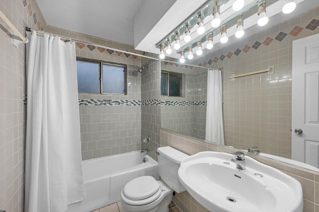 7230 Redding Road, Houston, TX 77036