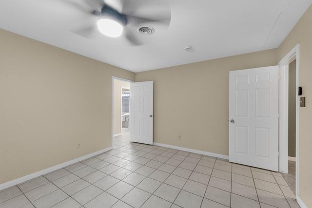 7230 Redding Road, Houston, TX 77036